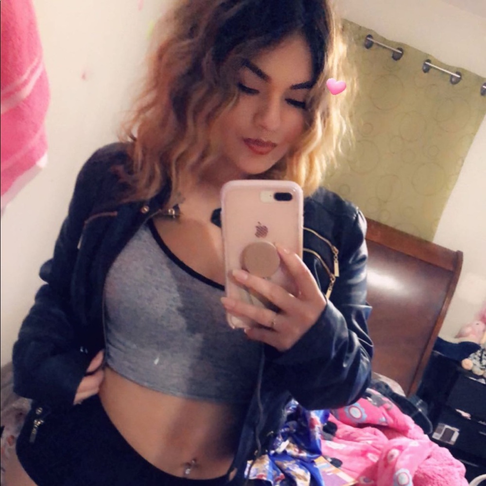 Meet your Posher, Karla